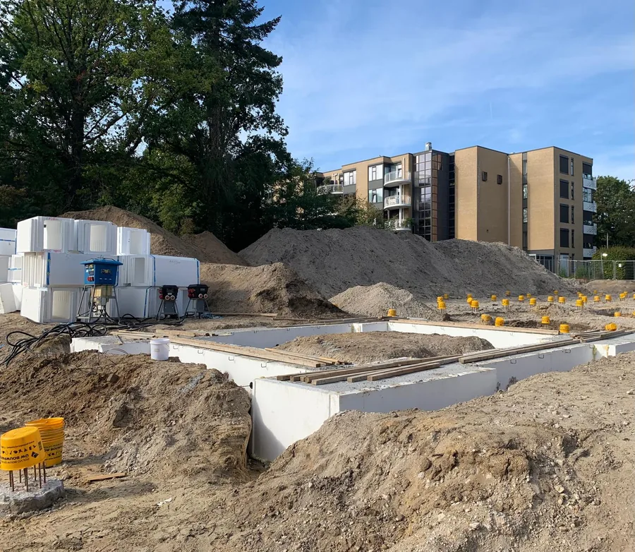 Fundering in uitvoering, wapening op de bouwplaats